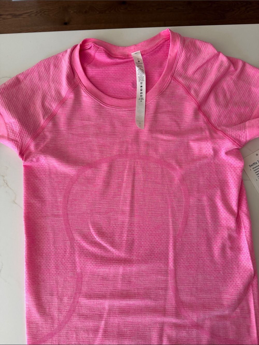 Lululemon swiftly tech ss 2.0 NWT